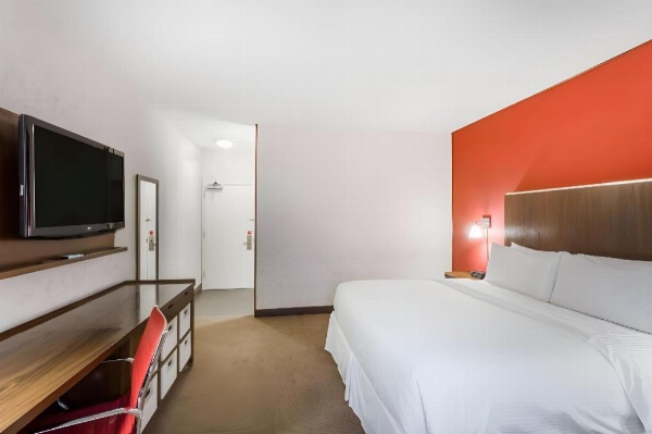 Wyndham Garden San Jose Silicon Valley image 16